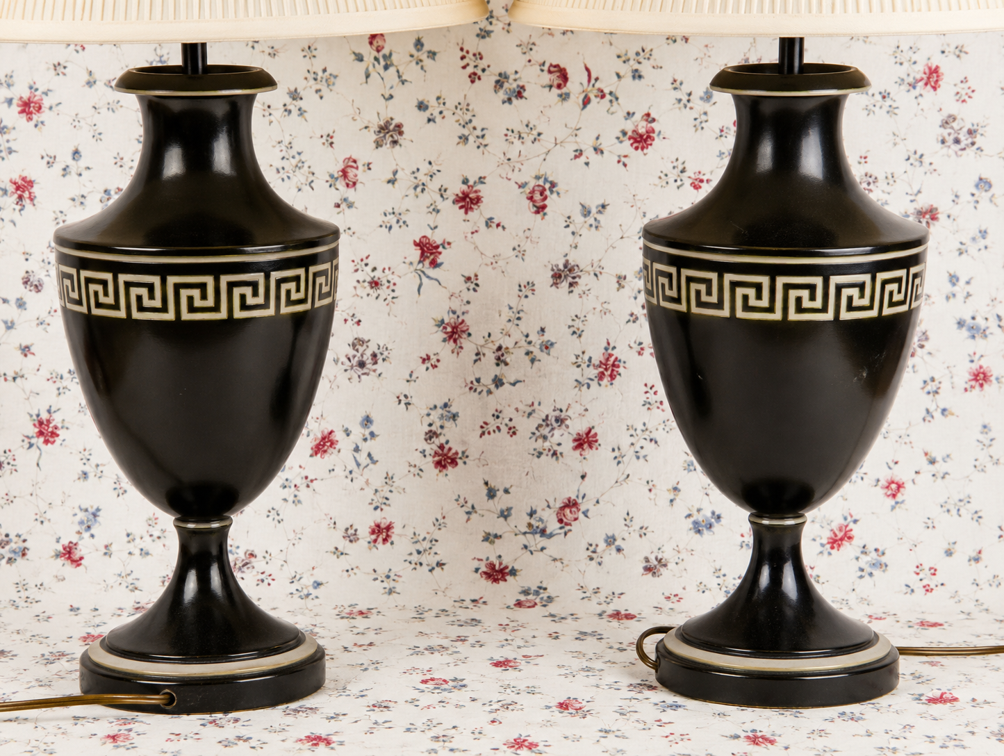 Urn Greek Key Tablelamps